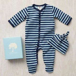 Size: New Born–Kate Quinn organic footie romper and hat